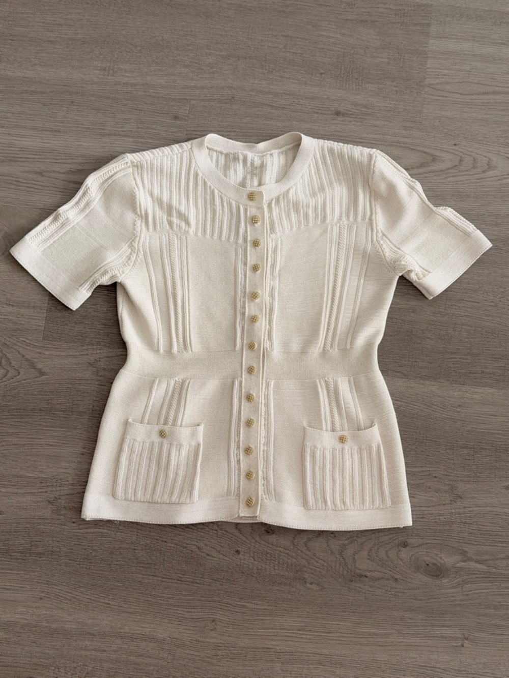 Linen Blend Short Sleeve Knit Cardigan with gold thread